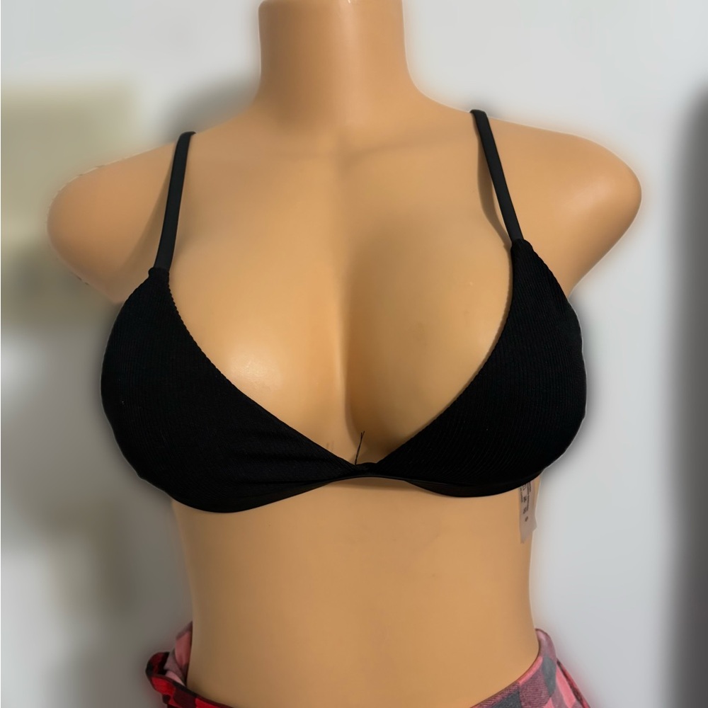 Black bralette